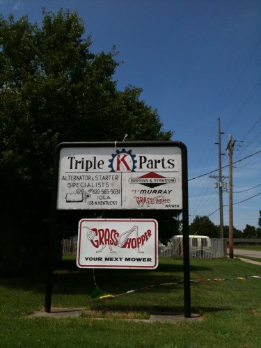 Sign for an auto parts store called "Triple K Parts"